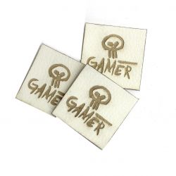 Koženkový štítek gravír - "GAMER 2 světlá" vyrobeno v EU