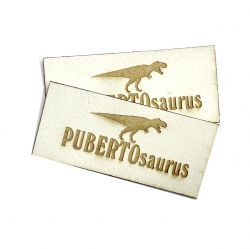 Koženkový štítek gravír - "pubertosaurus světlá "