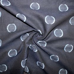 Tmavě modrá tkanina žakár s puntíky 