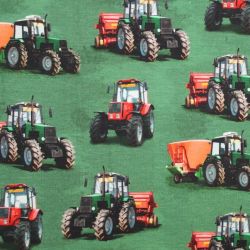 Jednolícní úplet s traktory na zelené – 220 gsm
