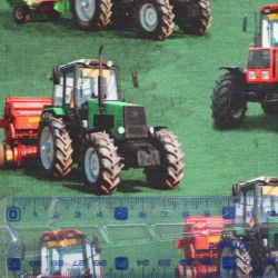 Jednolícní úplet s traktory na zelené – 220 gsm EU-úplety atest pro děti