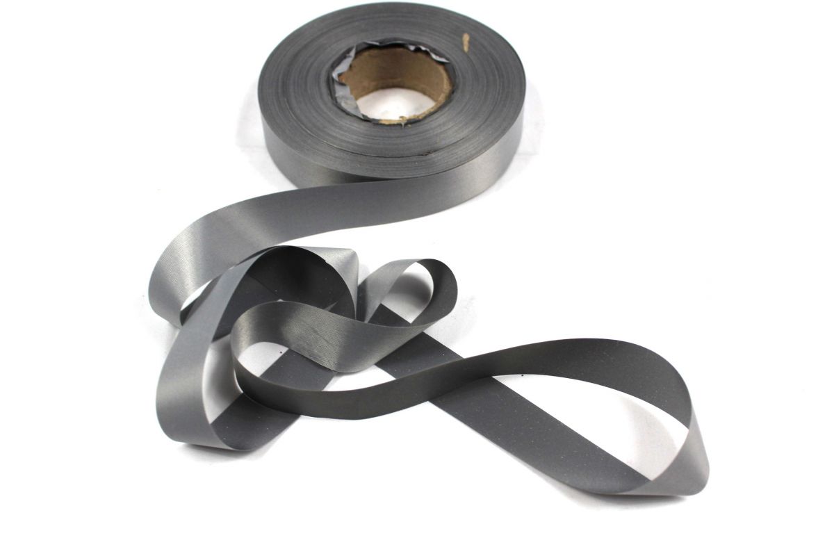 Reflexní páska našívací -1 cm vyrobeno v EU