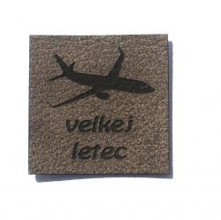 Koženkový štítek gravír - "LETEC" - varianty - LETEC- tmavyý vyrobeno v EU