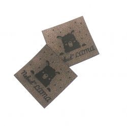 Koženkový štítek gravír - "nebuď lama" - varianty - "nebuď lama" - tmavý vyrobeno v EU