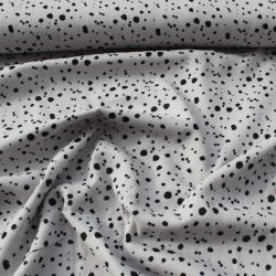 Mušelín ( fáčovina ) dvojitá - světle šedá mix černými atyp puntíky vyrobeno v EU- atest pro děti bavlna